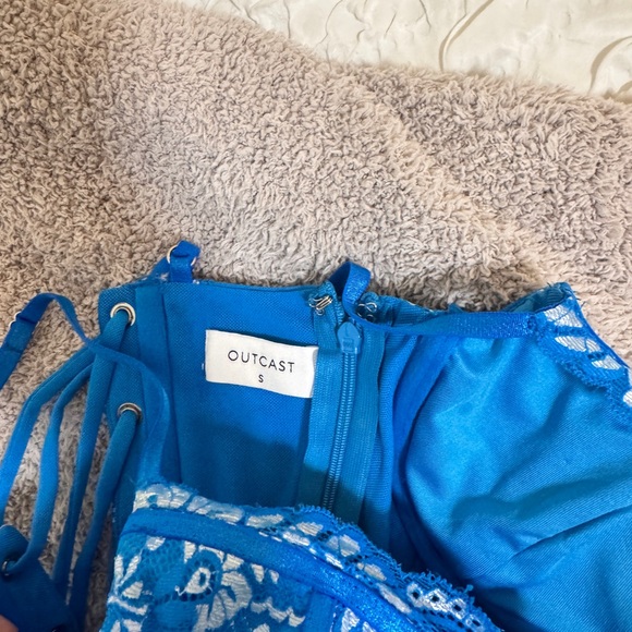 Outcast Two-Piece Set - Picture 6 of 6